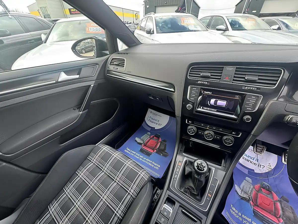 Used 2014 Volkswagen Golf Gtd Grey - Interior and Exterior details 15