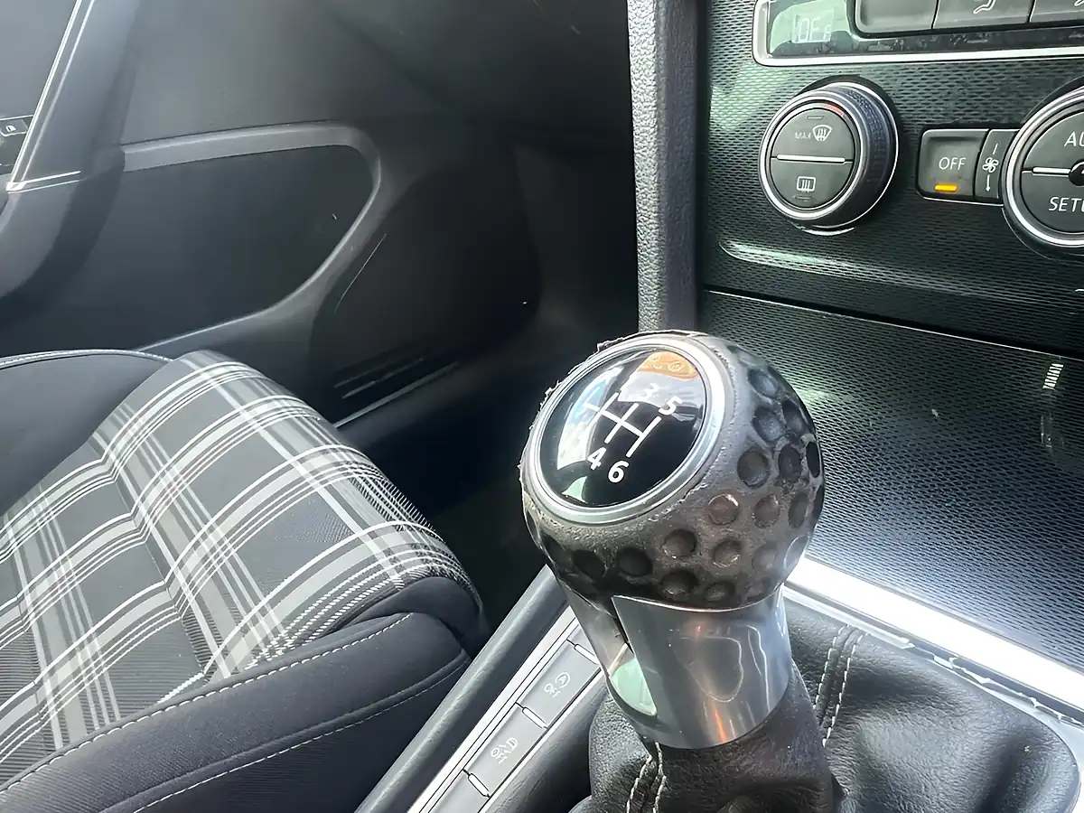 Used 2014 Volkswagen Golf Gtd Red - Interior and Exterior details 14