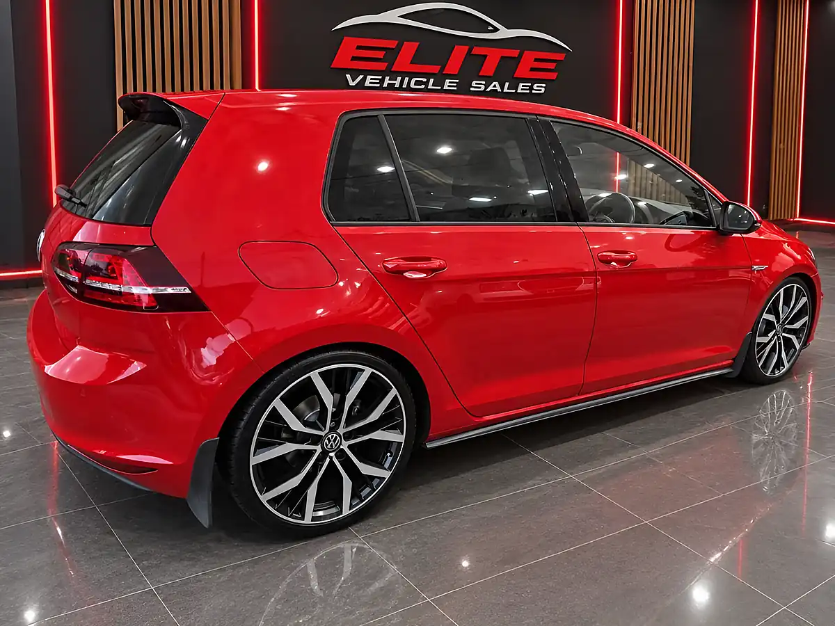Used 2014 Volkswagen Golf Gtd Red - Interior and Exterior details 12
