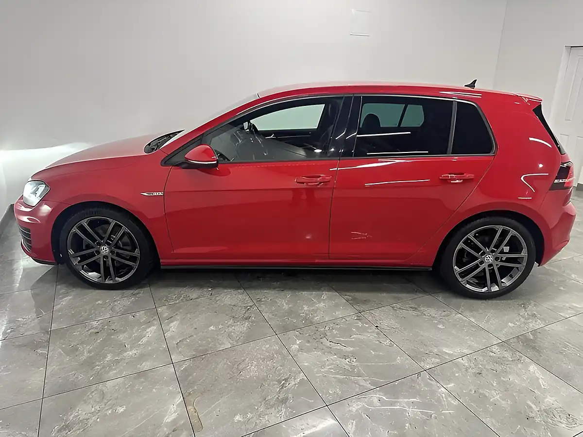 Used 2014 Volkswagen Golf Gtd Red - Interior and Exterior details 6