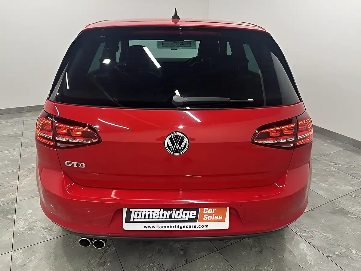 Used 2014 Volkswagen Golf Gtd Red - Interior and Exterior details 8