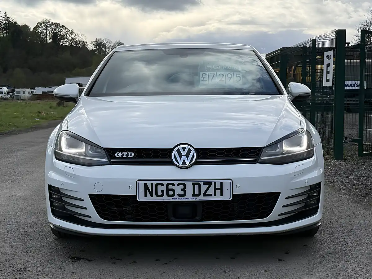 Used 2014 Volkswagen Golf Gtd White - Interior and Exterior details 2