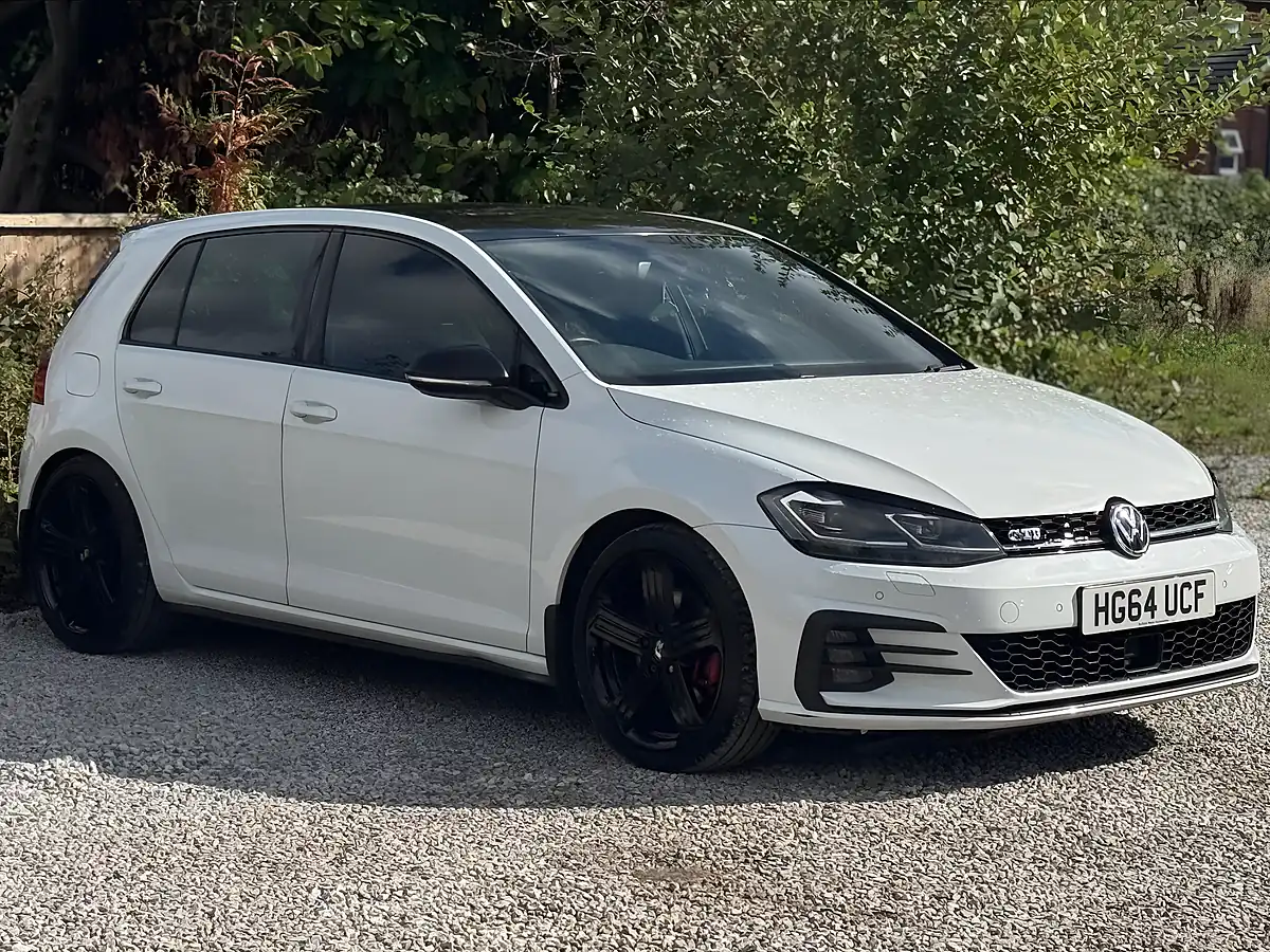 Used 2014 Volkswagen Golf Gtd White - Interior and Exterior details 3