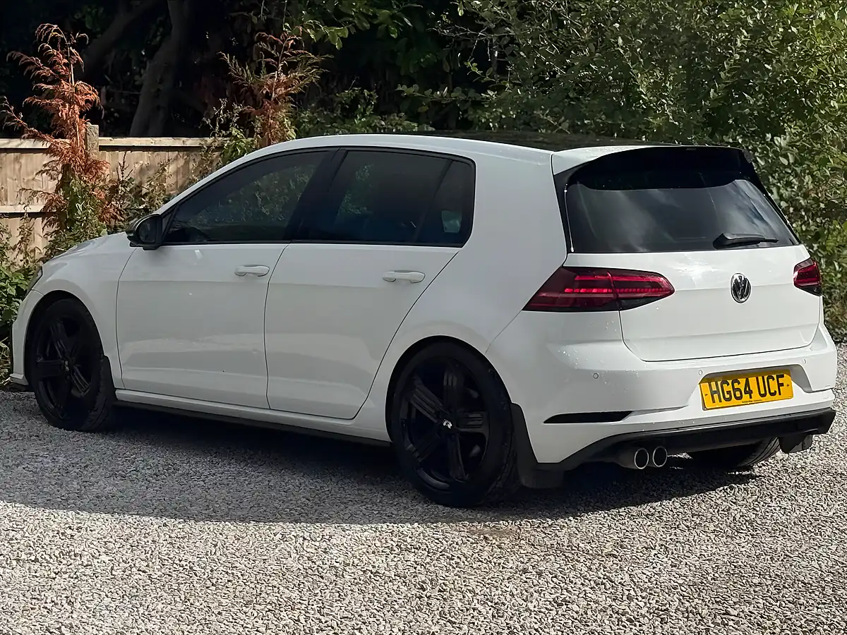 Used 2014 Volkswagen Golf Gtd White - Interior and Exterior details 6