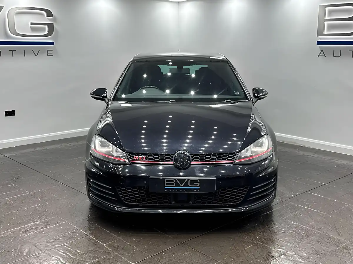 Used 2014 Volkswagen Golf GTI Black - Interior and Exterior details 4