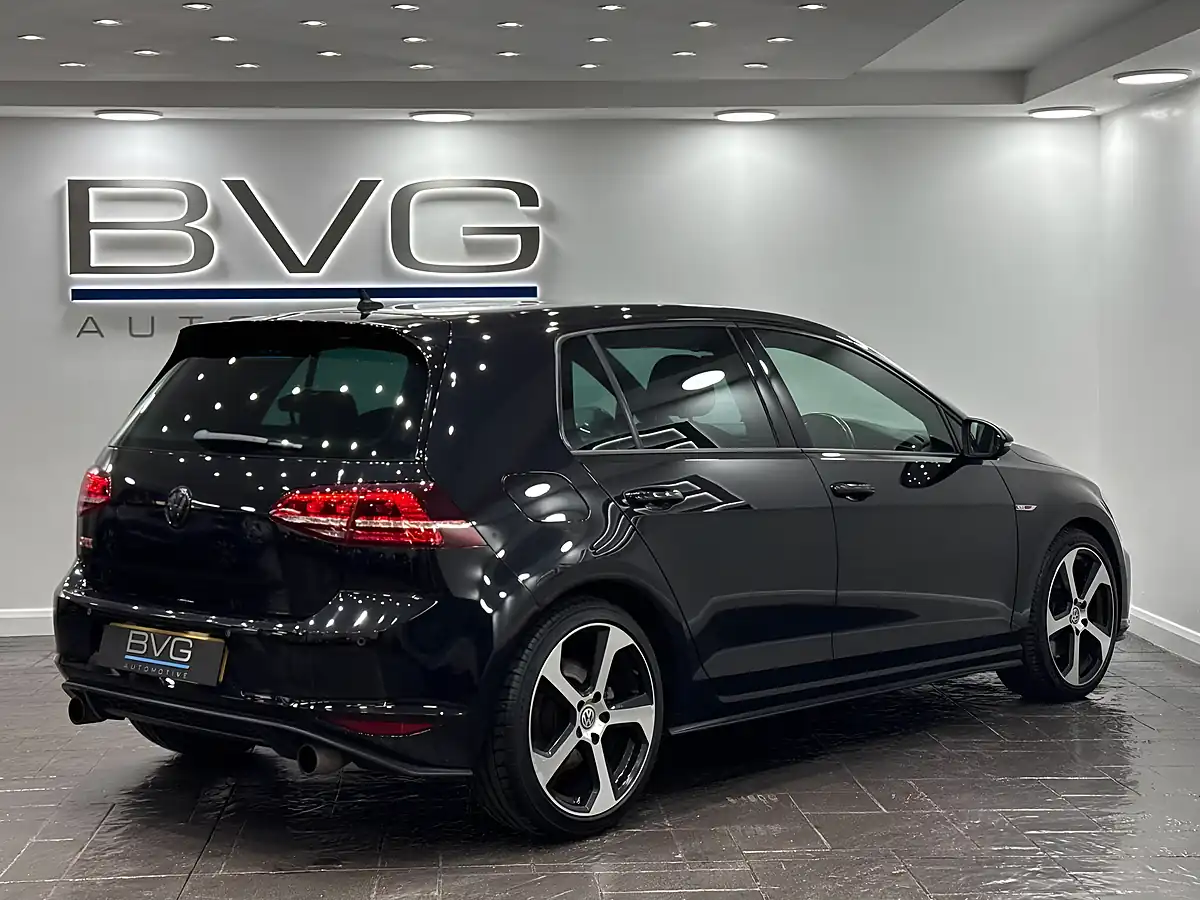 Used 2014 Volkswagen Golf GTI Black - Interior and Exterior details 9