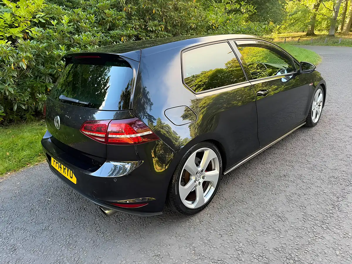 Used 2014 Volkswagen Golf GTI Black - Interior and Exterior details 4