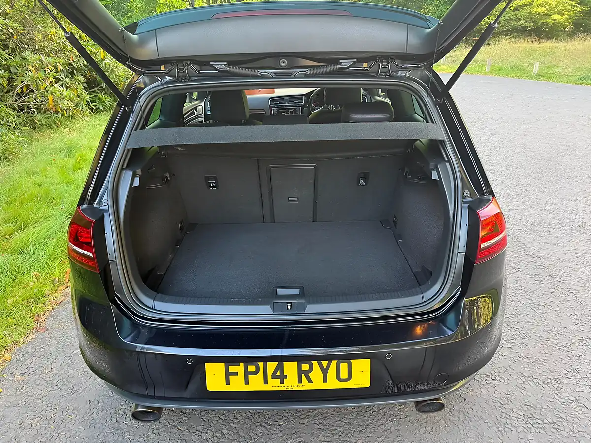 Used 2014 Volkswagen Golf GTI Black - Interior and Exterior details 7