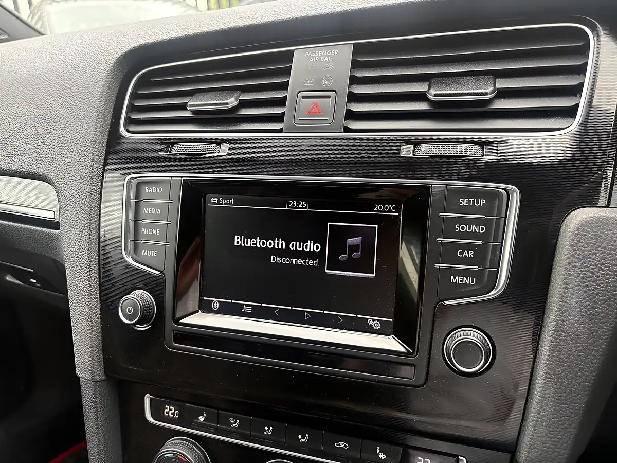 Used 2014 Volkswagen Golf GTI Performance White - Interior and Exterior details 13