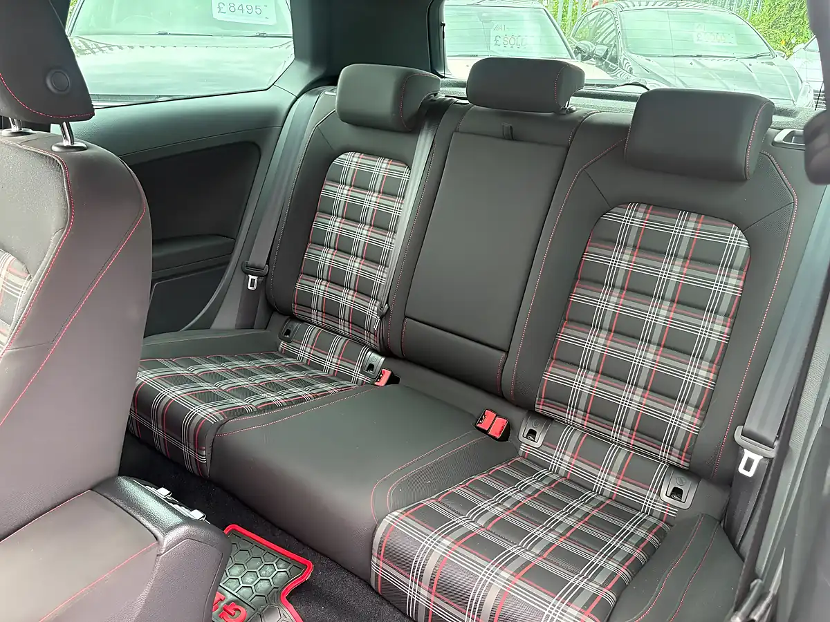 Used 2014 Volkswagen Golf GTI Performance White - Interior and Exterior details 7
