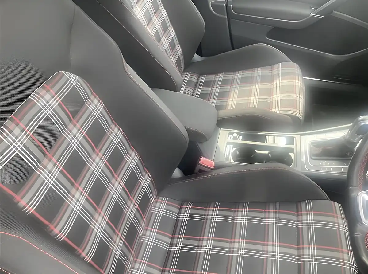 Used 2014 Volkswagen Golf GTI Red - Interior and Exterior details 11