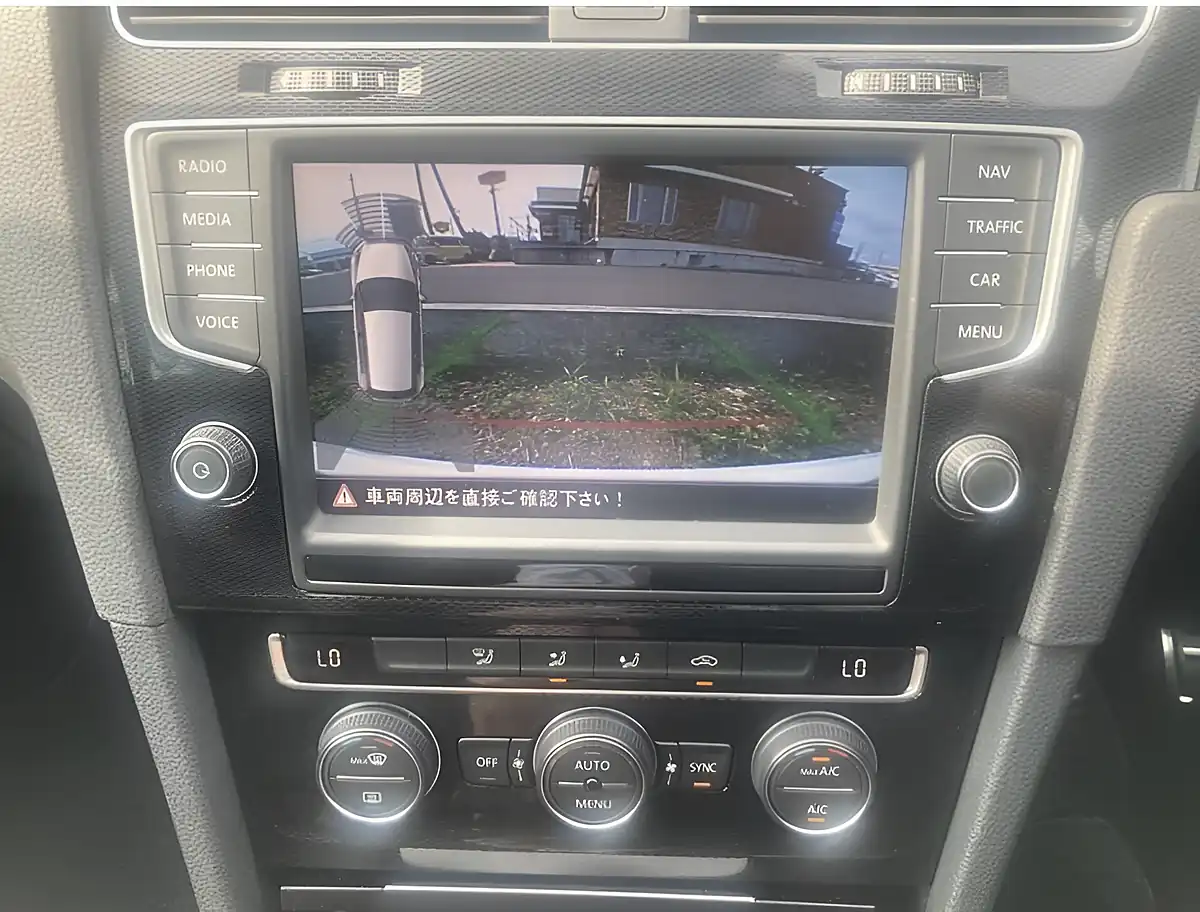 Used 2014 Volkswagen Golf GTI Red - Interior and Exterior details 12