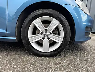 Used 2014 Volkswagen Golf Match Blue - Interior and Exterior details 17