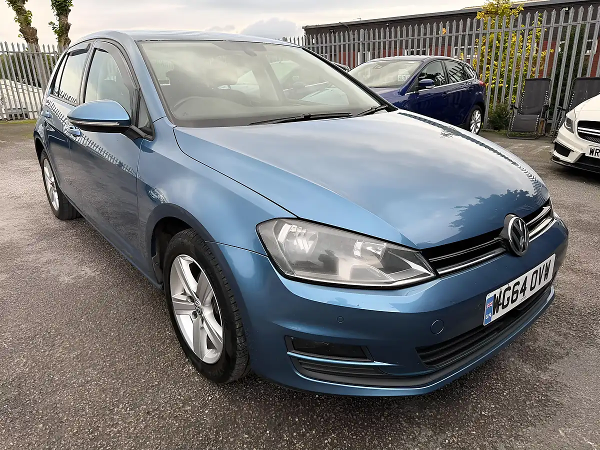 Used 2014 Volkswagen Golf Match Blue - Interior and Exterior details 9