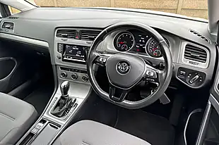 Used 2014 Volkswagen Golf Match White - Interior and Exterior details 10