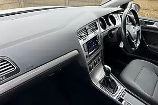 Used 2014 Volkswagen Golf Match White - Interior and Exterior details 15