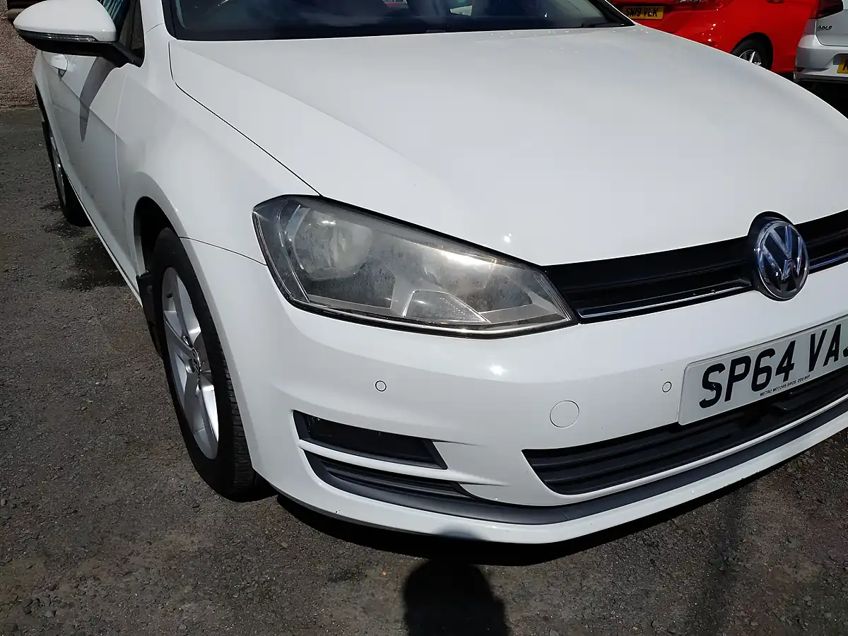 Used 2014 Volkswagen Golf Match White - Interior and Exterior details 12