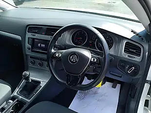 Used 2014 Volkswagen Golf Match White - Interior and Exterior details 14