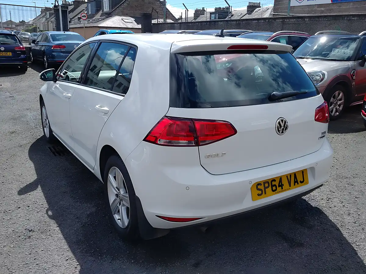 Used 2014 Volkswagen Golf Match White - Interior and Exterior details 5