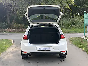 Used 2014 Volkswagen Golf Match White - Interior and Exterior details 10