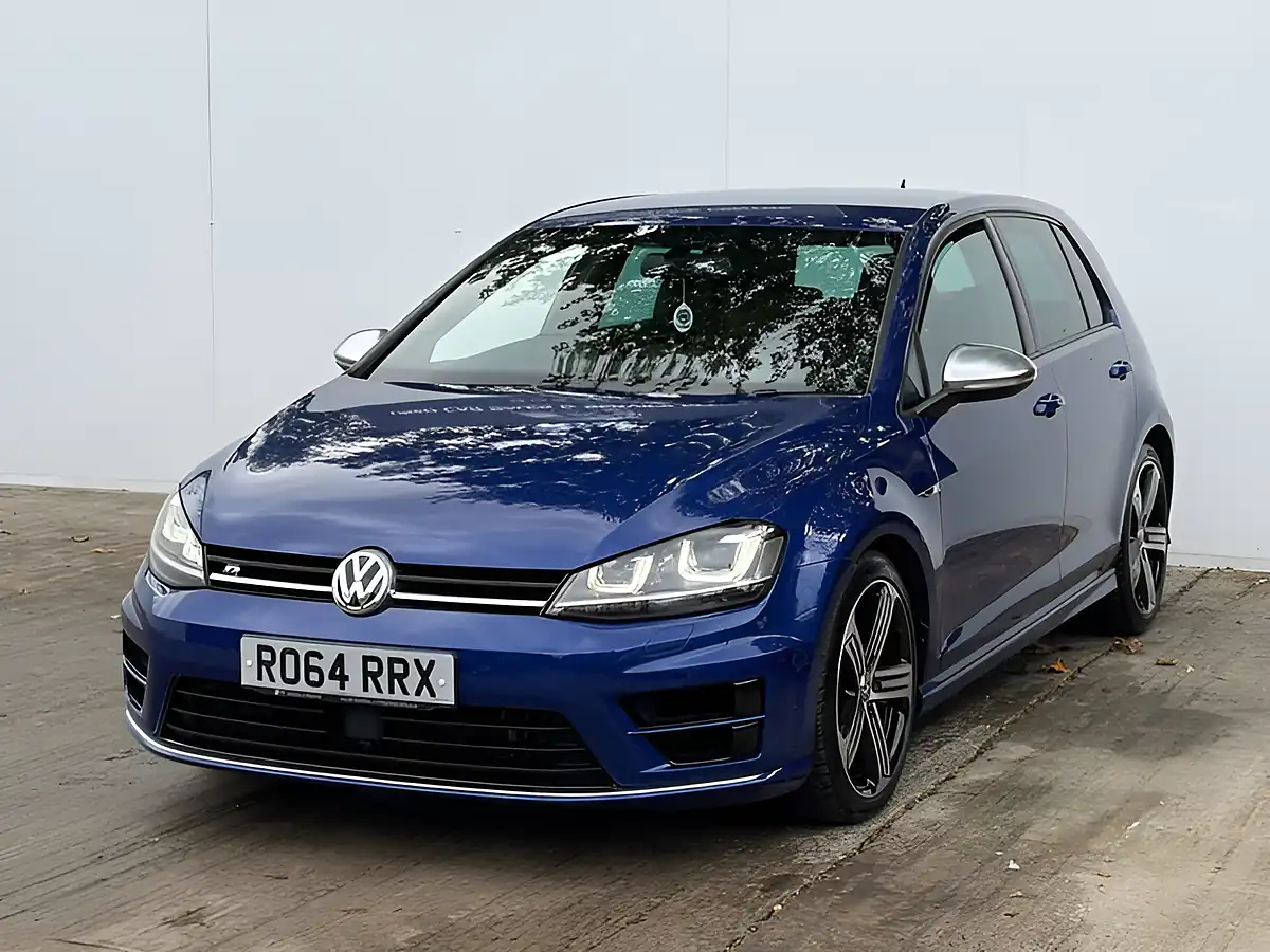 Used 2014 Volkswagen Golf R Lapis Blue - Interior and Exterior details 14