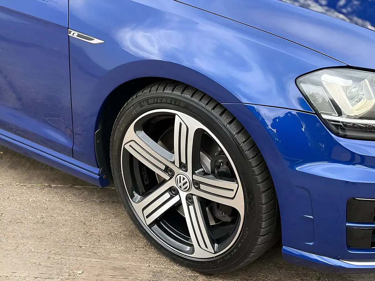 Used 2014 Volkswagen Golf R Lapis Blue - Interior and Exterior details 7