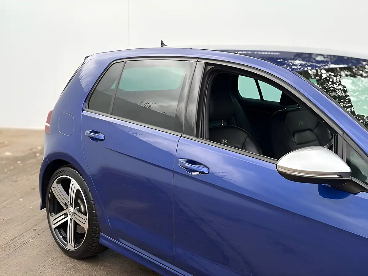 Used 2014 Volkswagen Golf R Lapis Blue - Interior and Exterior details 8