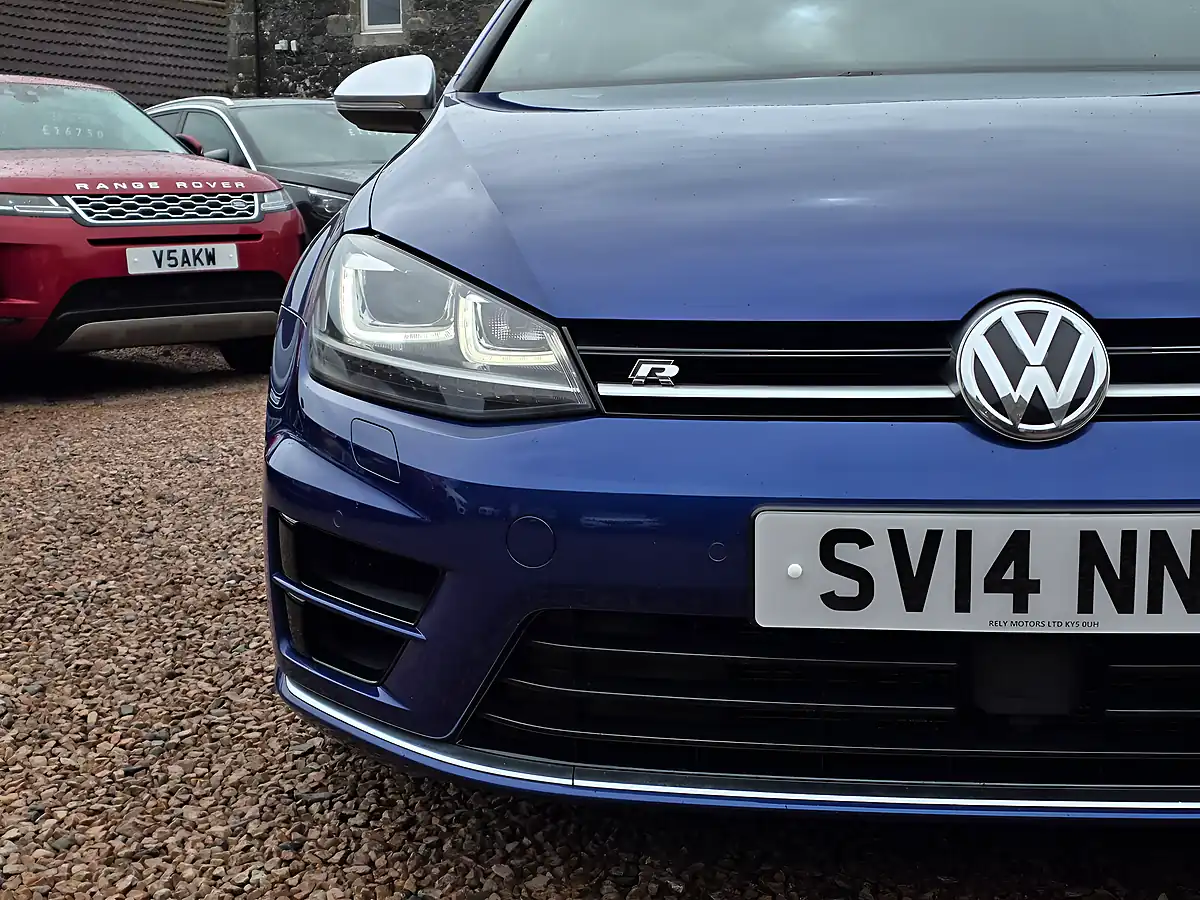 Used 2014 Volkswagen Golf R Lapiz Blue Metallic - Interior and Exterior details 4