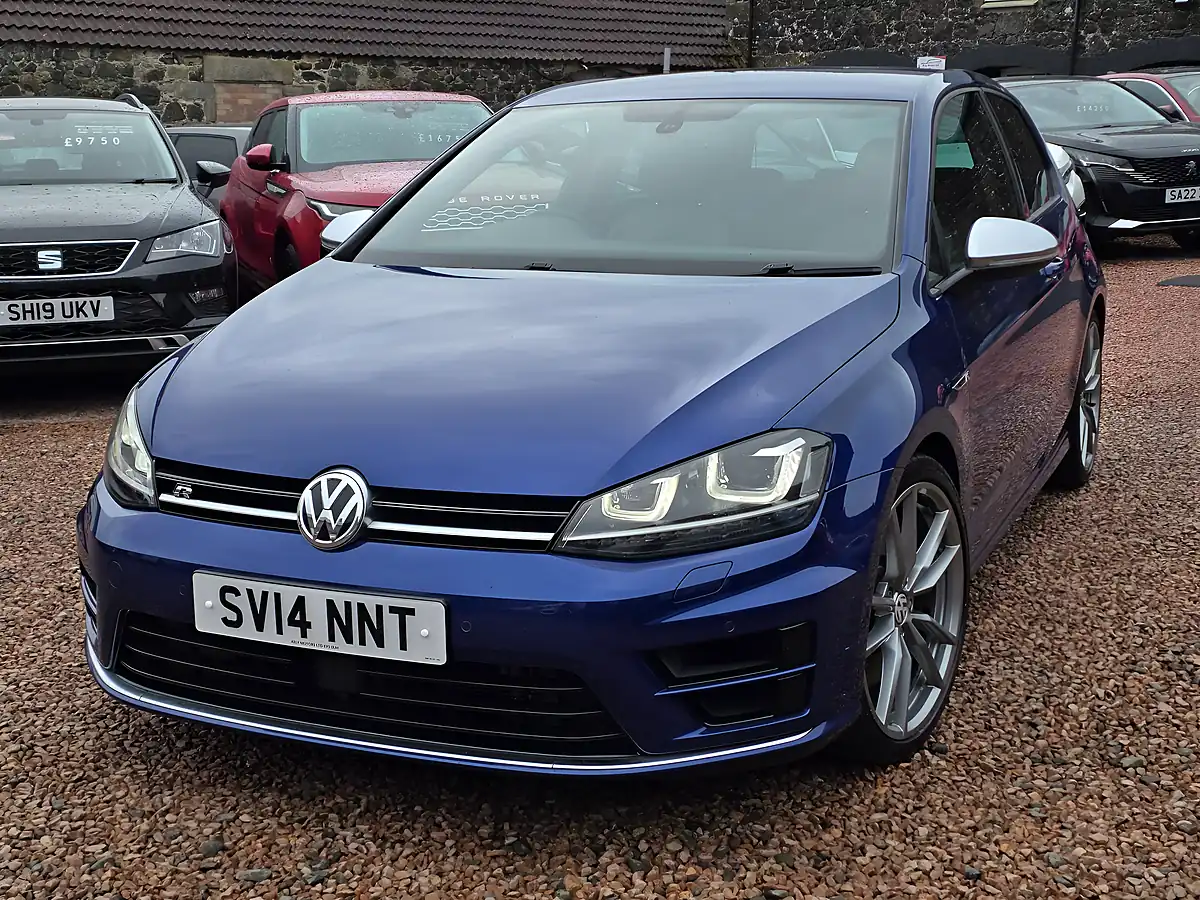 Used 2014 Volkswagen Golf R Lapiz Blue Metallic - Interior and Exterior details 5