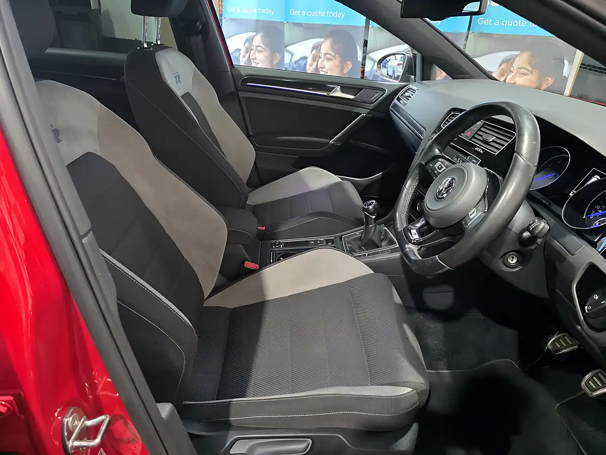 Used 2014 Volkswagen Golf R Red - Interior and Exterior details 18