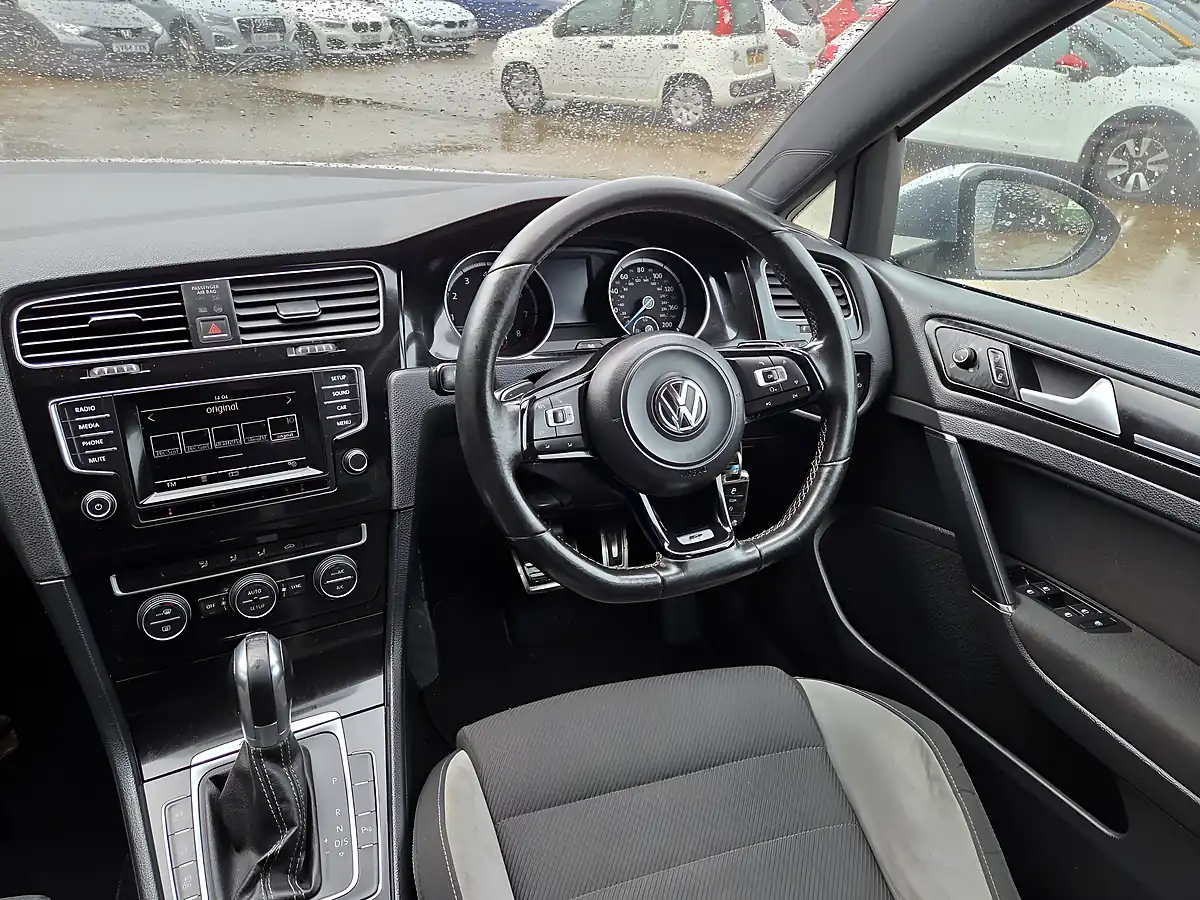 Used 2014 Volkswagen Golf R White - Interior and Exterior details 7