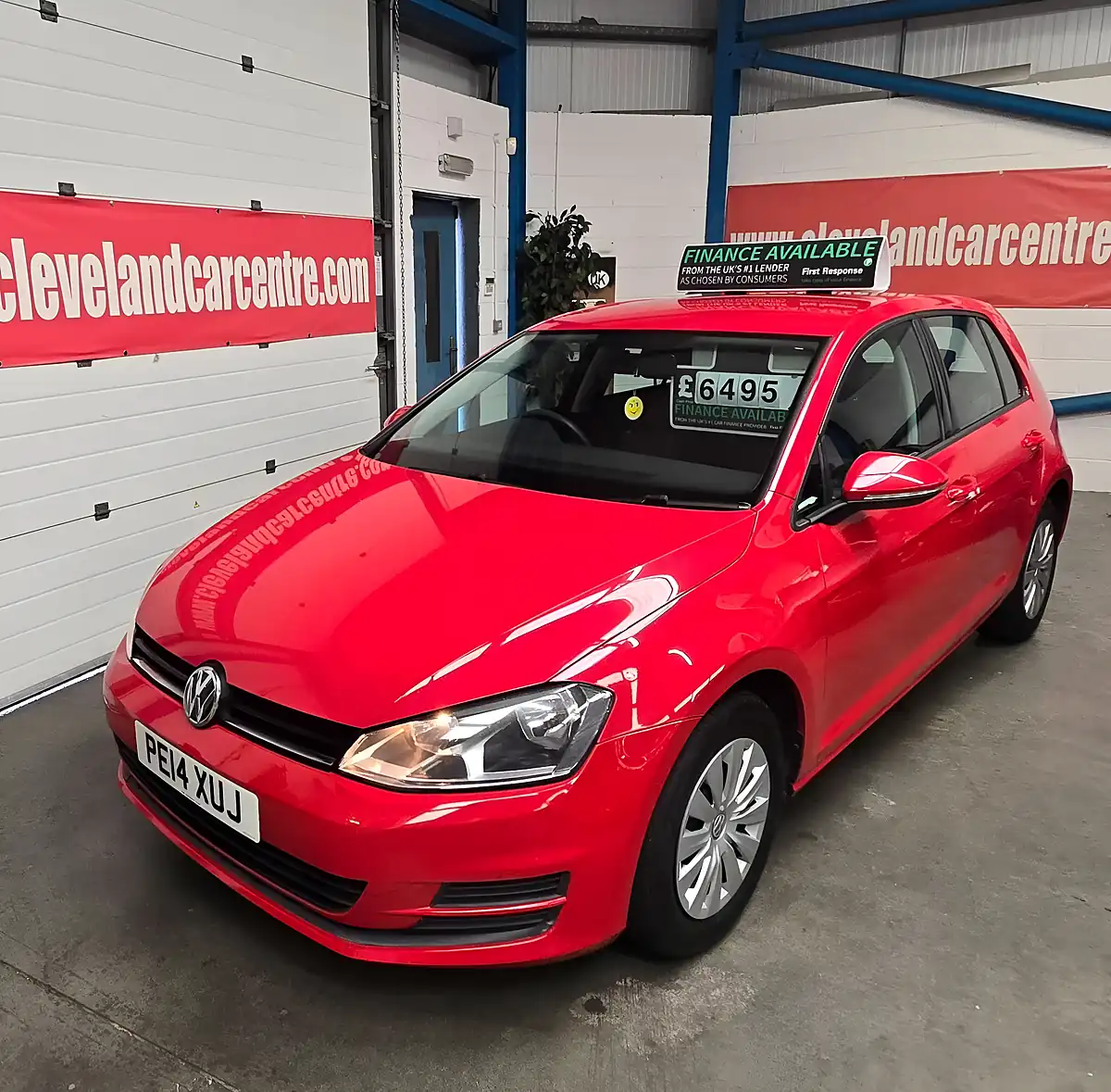 Used 2014 Volkswagen Golf S Red - Interior and Exterior details 5