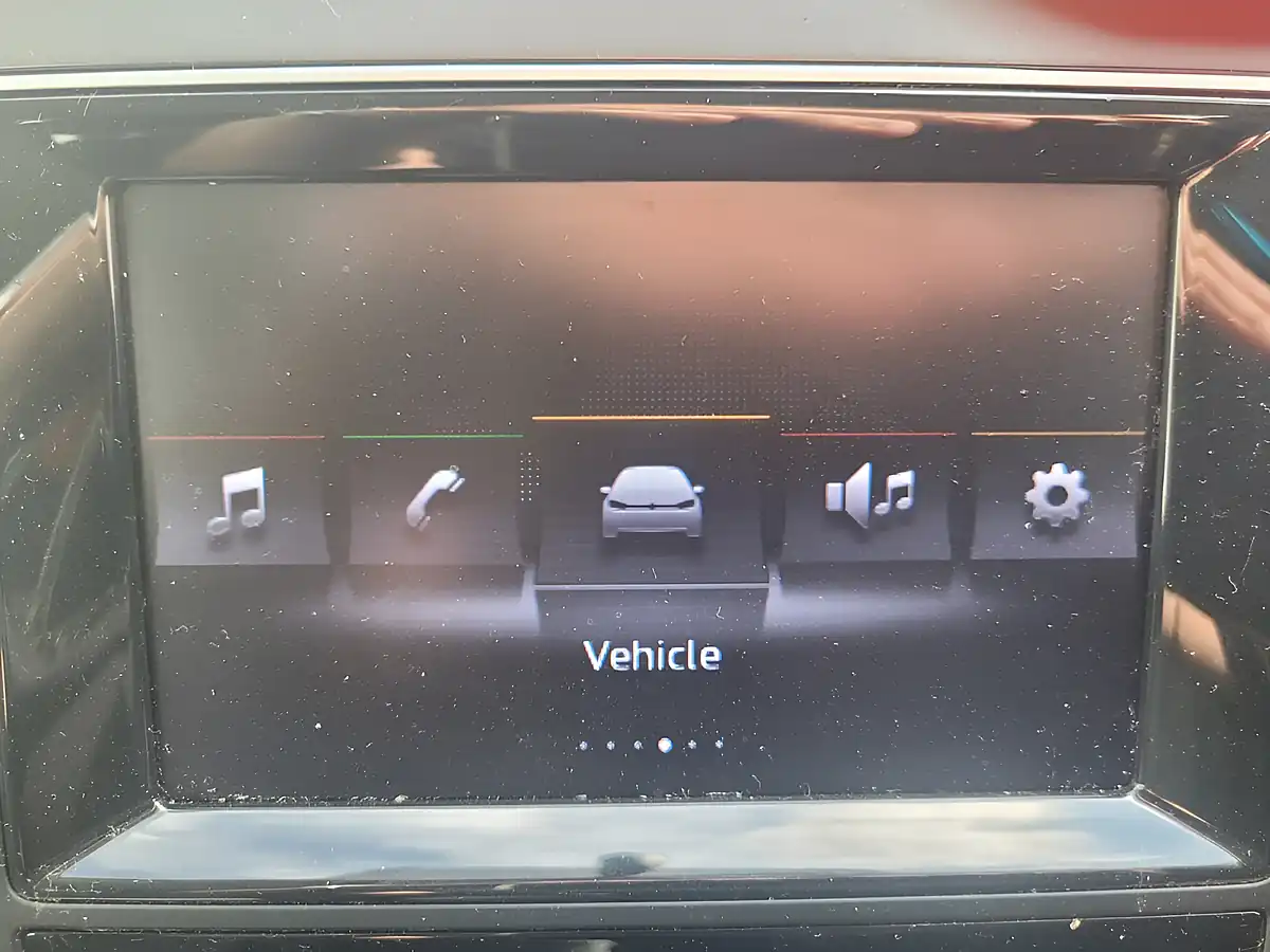 Used 2014 Volkswagen Golf S Silver - Interior and Exterior details 15