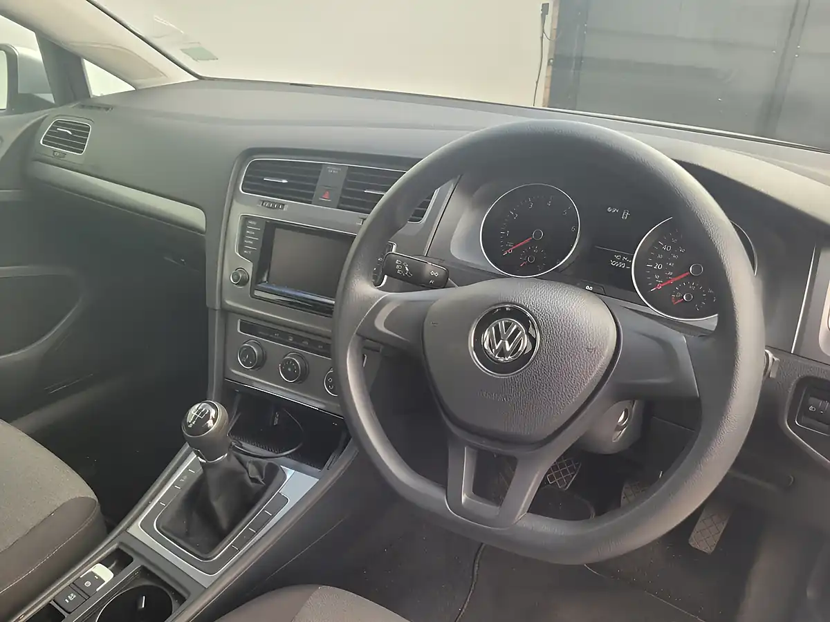 Used 2014 Volkswagen Golf S Silver - Interior and Exterior details 19