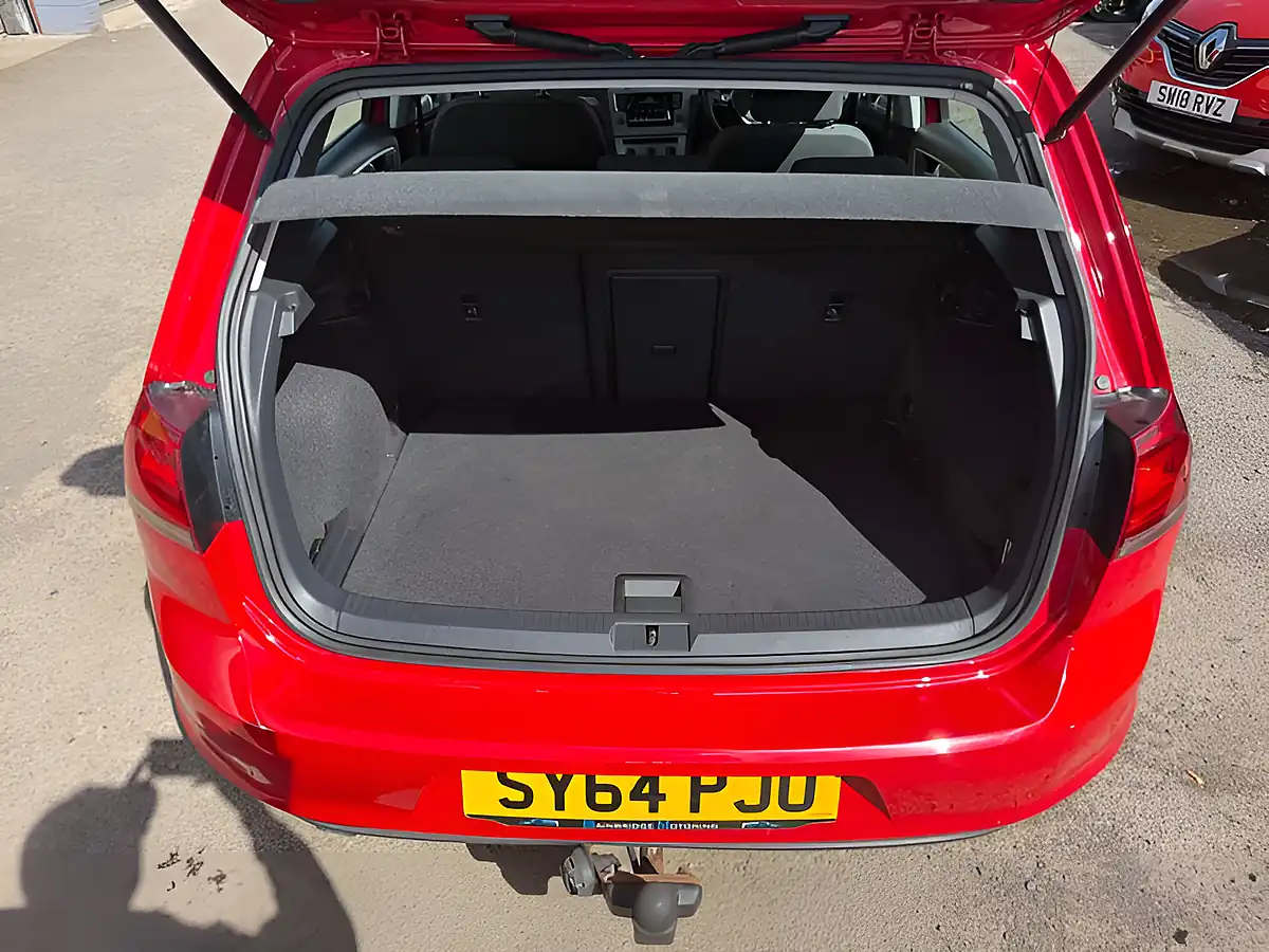 Used 2014 Volkswagen Golf Se Bluemotion Technology Red - Interior and Exterior details 19