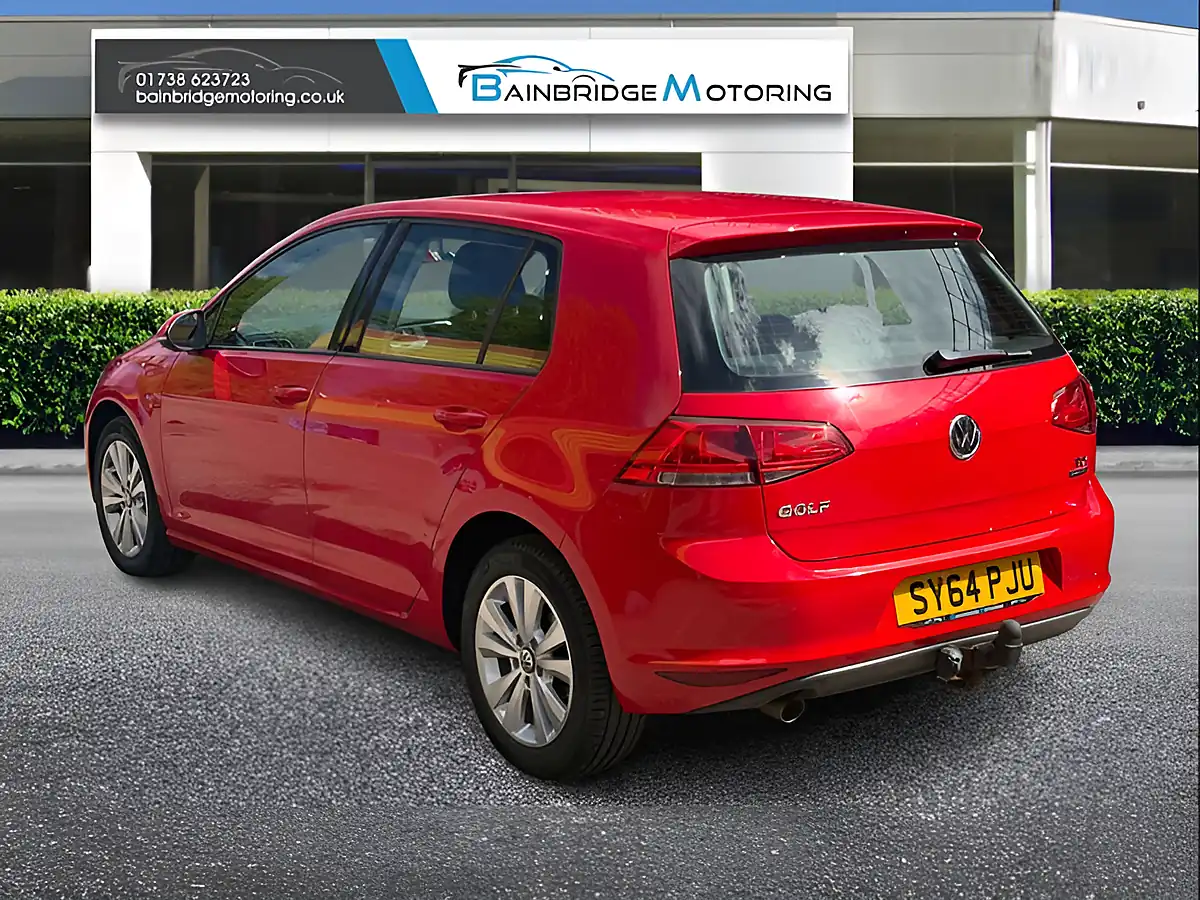 Used 2014 Volkswagen Golf Se Bluemotion Technology Red - Interior and Exterior details 5