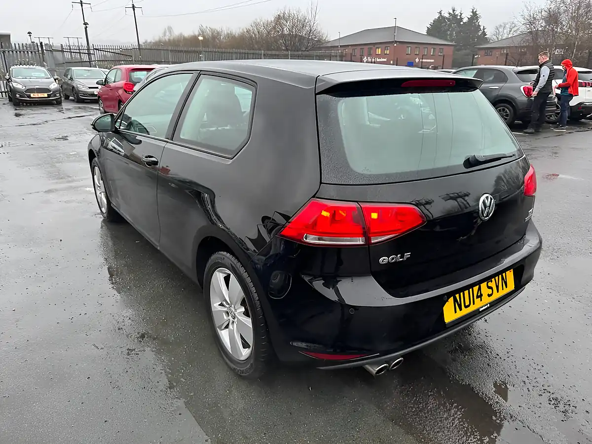 Used 2014 Volkswagen Golf Se Edition Black - Interior and Exterior details 11