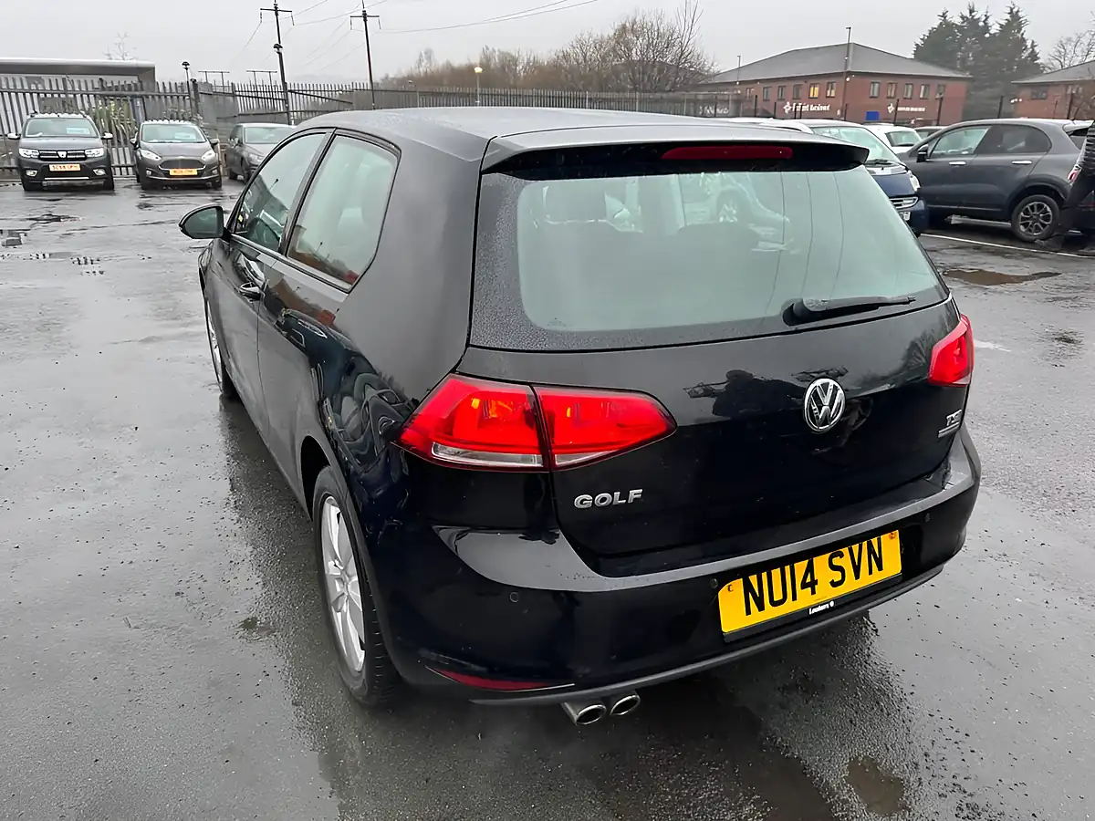 Used 2014 Volkswagen Golf Se Edition Black - Interior and Exterior details 12