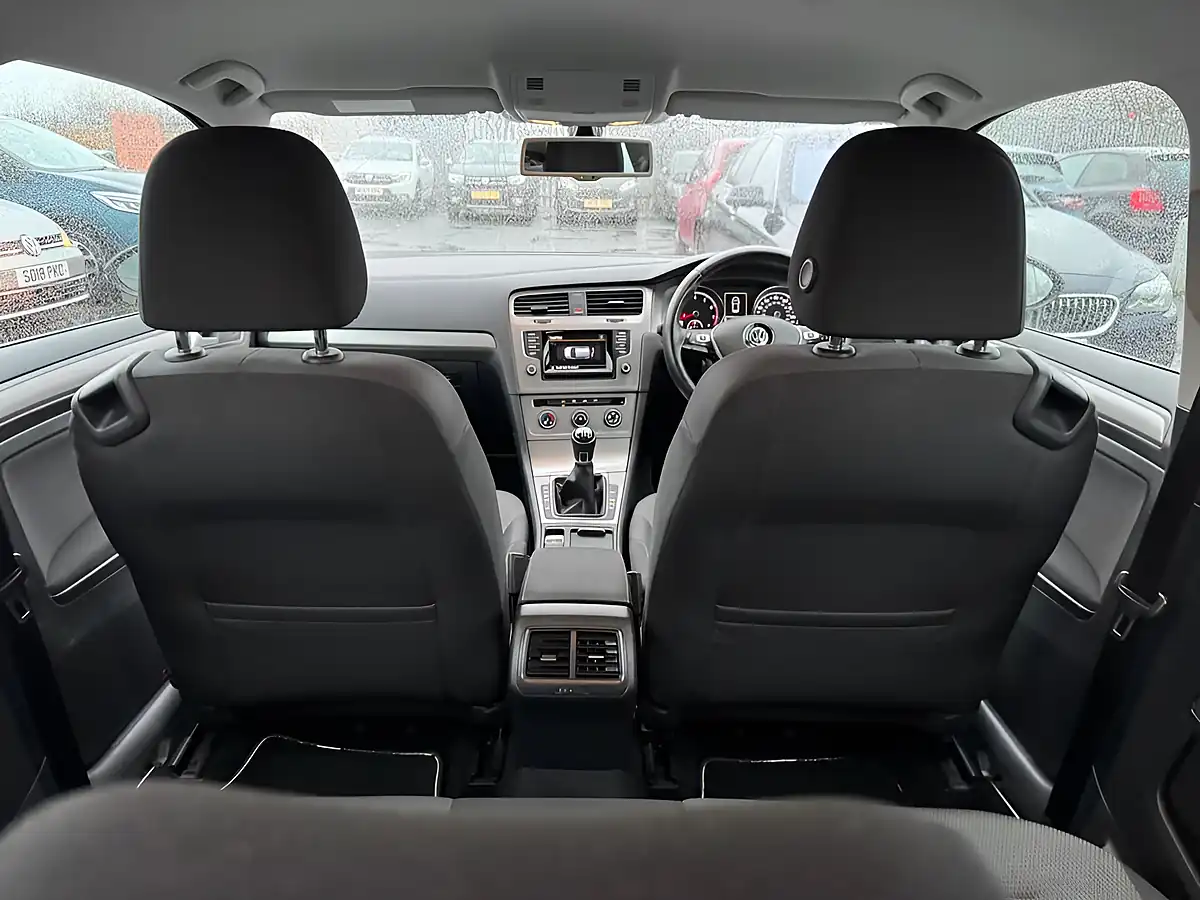 Used 2014 Volkswagen Golf Se Edition Black - Interior and Exterior details 7