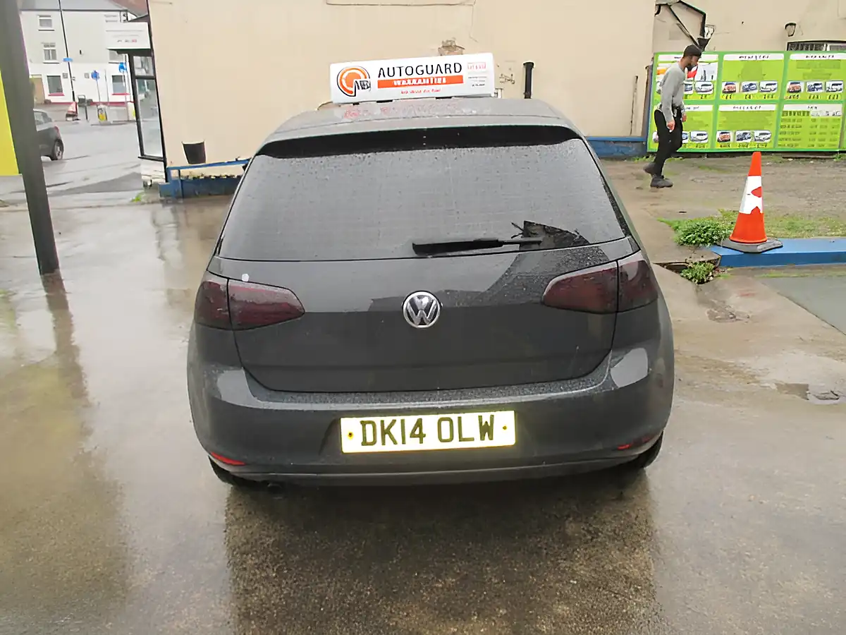 Used 2014 Volkswagen Golf Se Grey - Interior and Exterior details 3