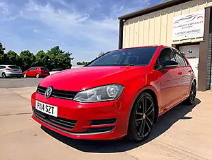 Used 2014 Volkswagen Golf Se Red - Interior and Exterior details 4