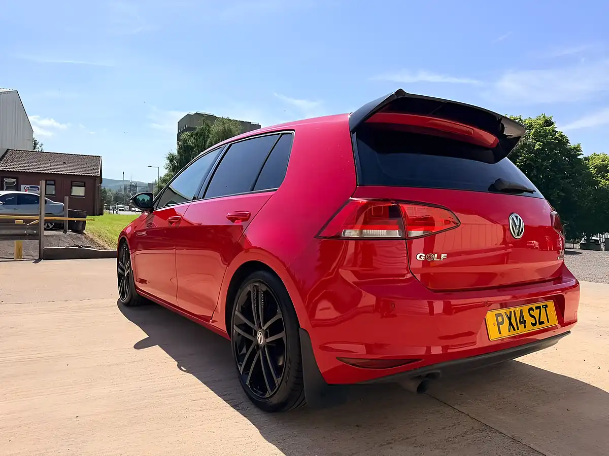 Used 2014 Volkswagen Golf Se Red - Interior and Exterior details 6