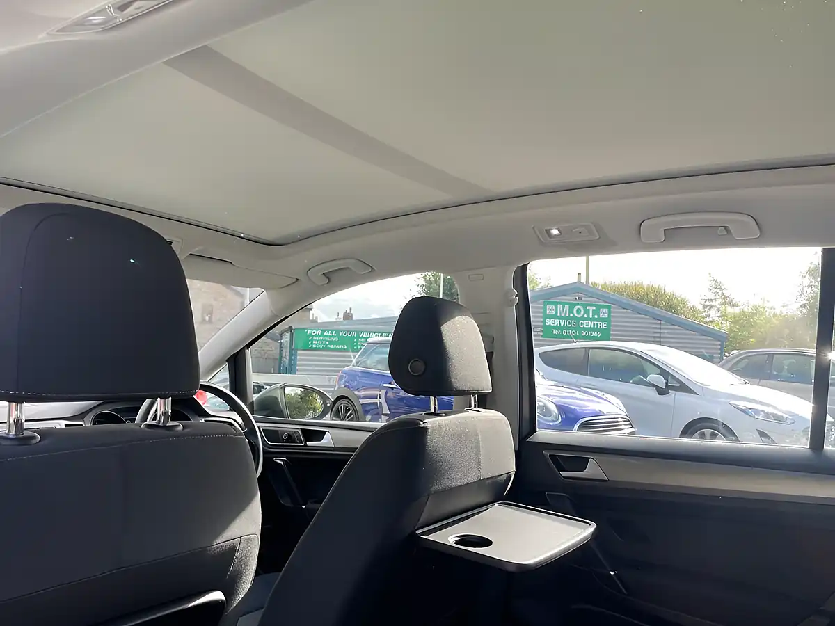 Used 2014 Volkswagen Golf Sv Se Grey - Interior and Exterior details 18