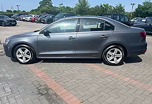 Used 2014 Volkswagen Jetta Se Platinum Grey Metallic - Interior and Exterior details 11