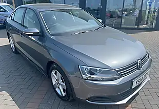 Used 2014 Volkswagen Jetta Se Platinum Grey Metallic - Interior and Exterior details 3