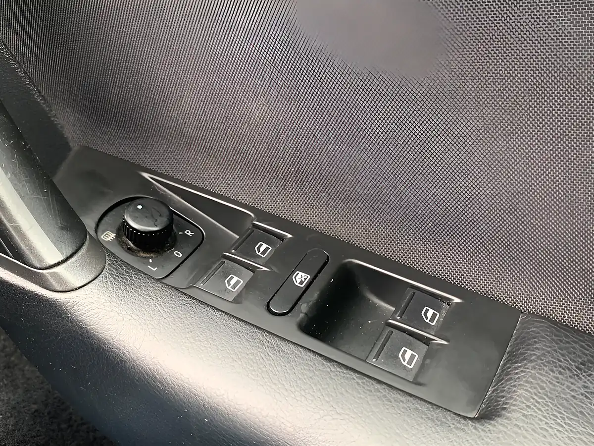 Used 2014 Volkswagen Passat Alltrack Black - Interior and Exterior details 20