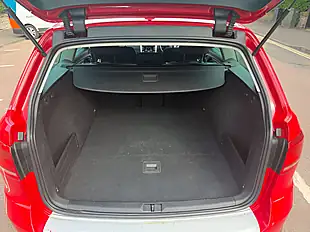 Used 2014 Volkswagen Passat Alltrack Red - Interior and Exterior details 20