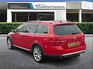Used 2014 Volkswagen Passat Alltrack Red - Interior and Exterior details 5