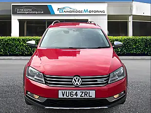 Used 2014 Volkswagen Passat Alltrack Red - Interior and Exterior details 8