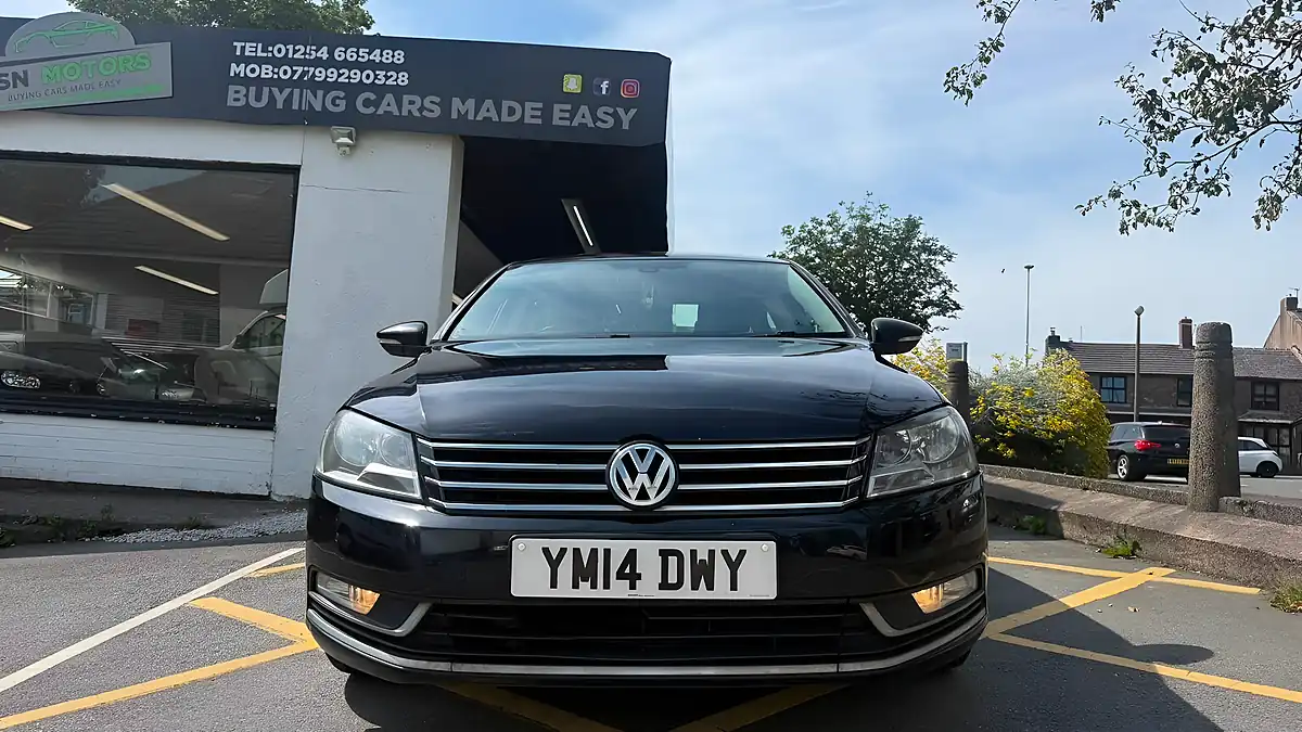 Used 2014 Volkswagen Passat Executive Black - Interior and Exterior details 9